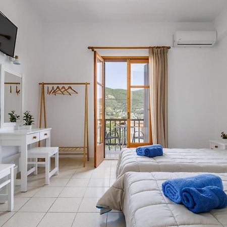 White Lily Apart otel Skopelos Dış mekan fotoğraf