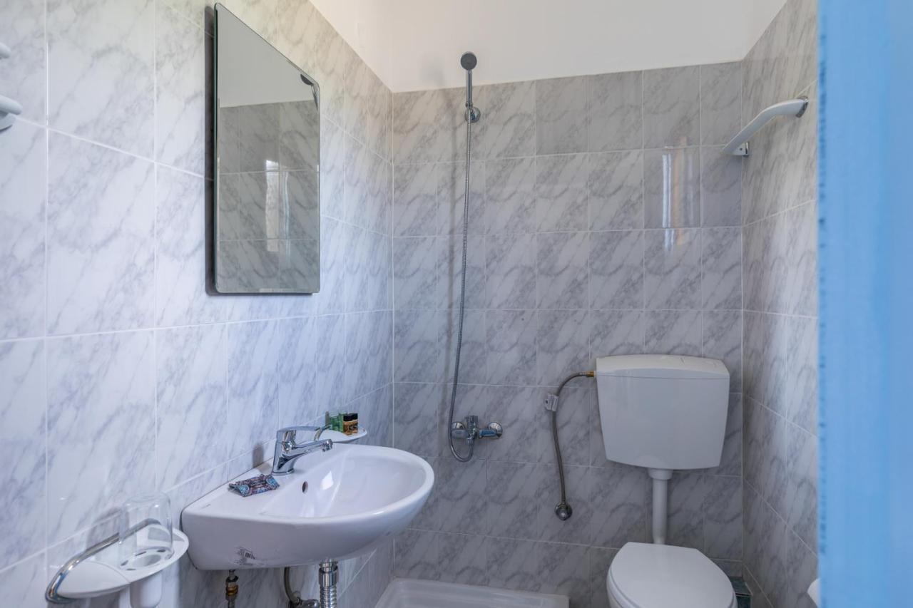 White Lily Apart otel Skopelos Dış mekan fotoğraf
